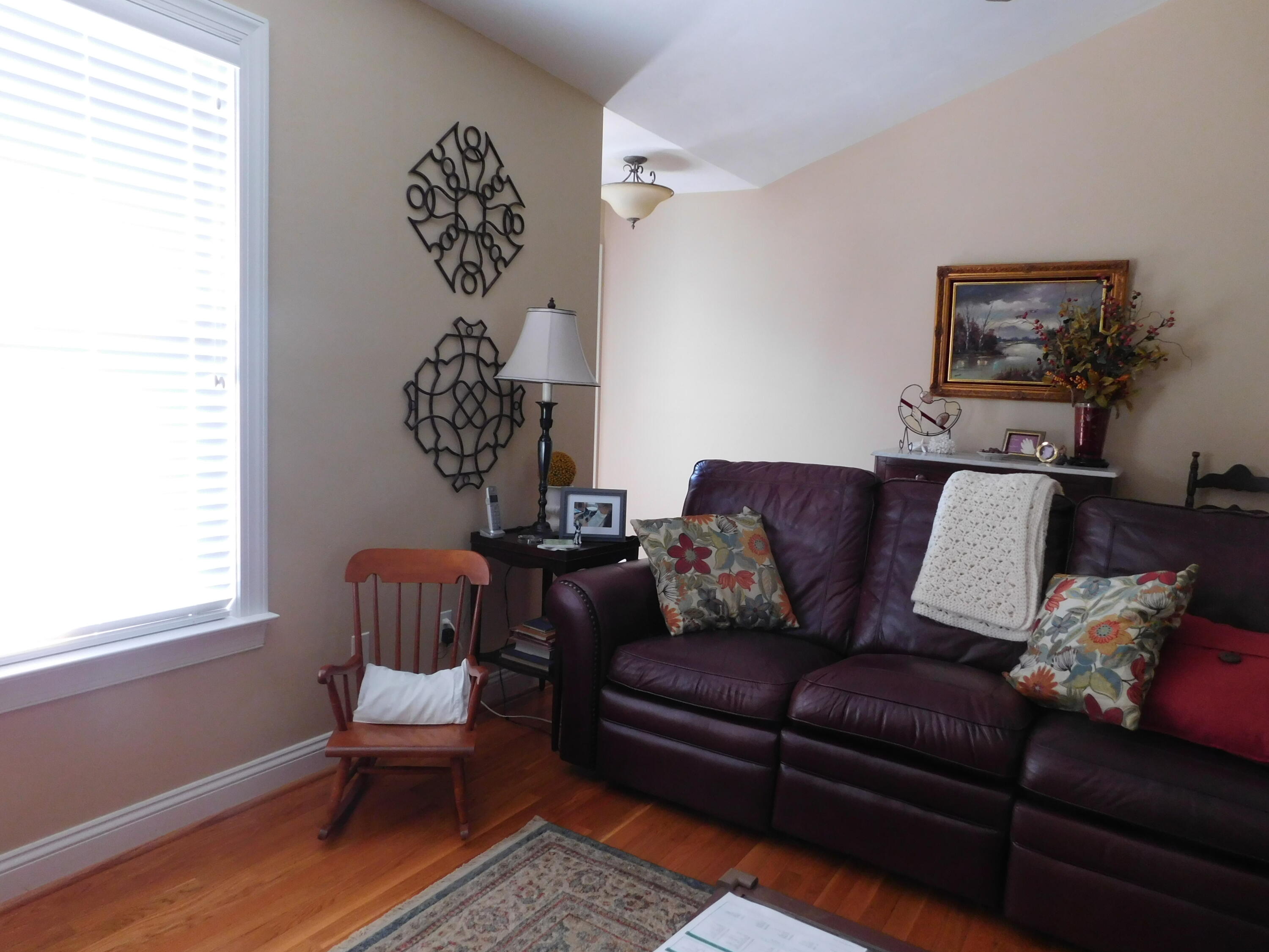 5722 Huntridge Road Roanoke, VA 24012 - Photo 9 of 79 Great Room