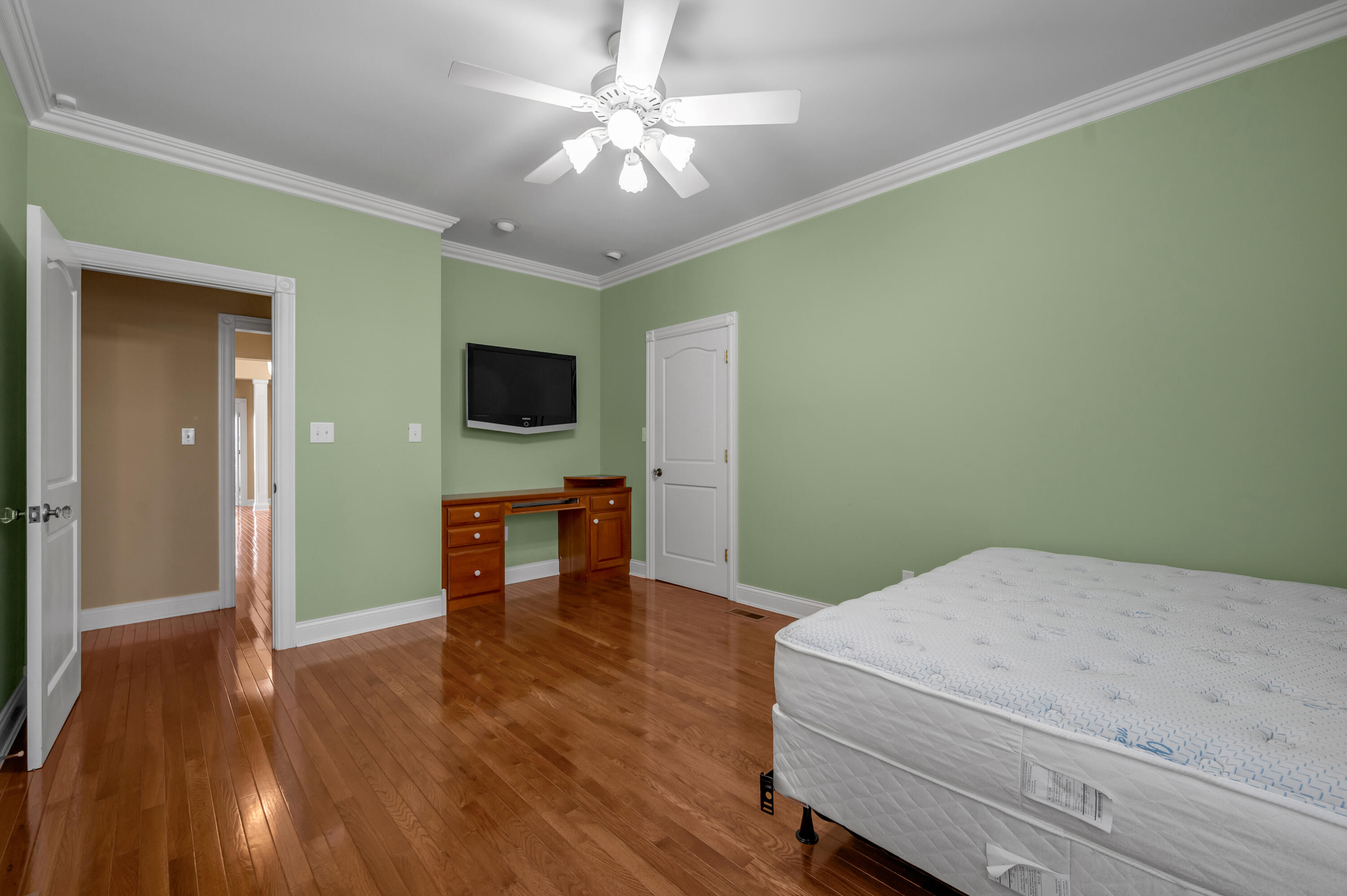 1701 Gay Evans Road Winchester, KY 40391 - Photo 37 of 88 Guest Bed