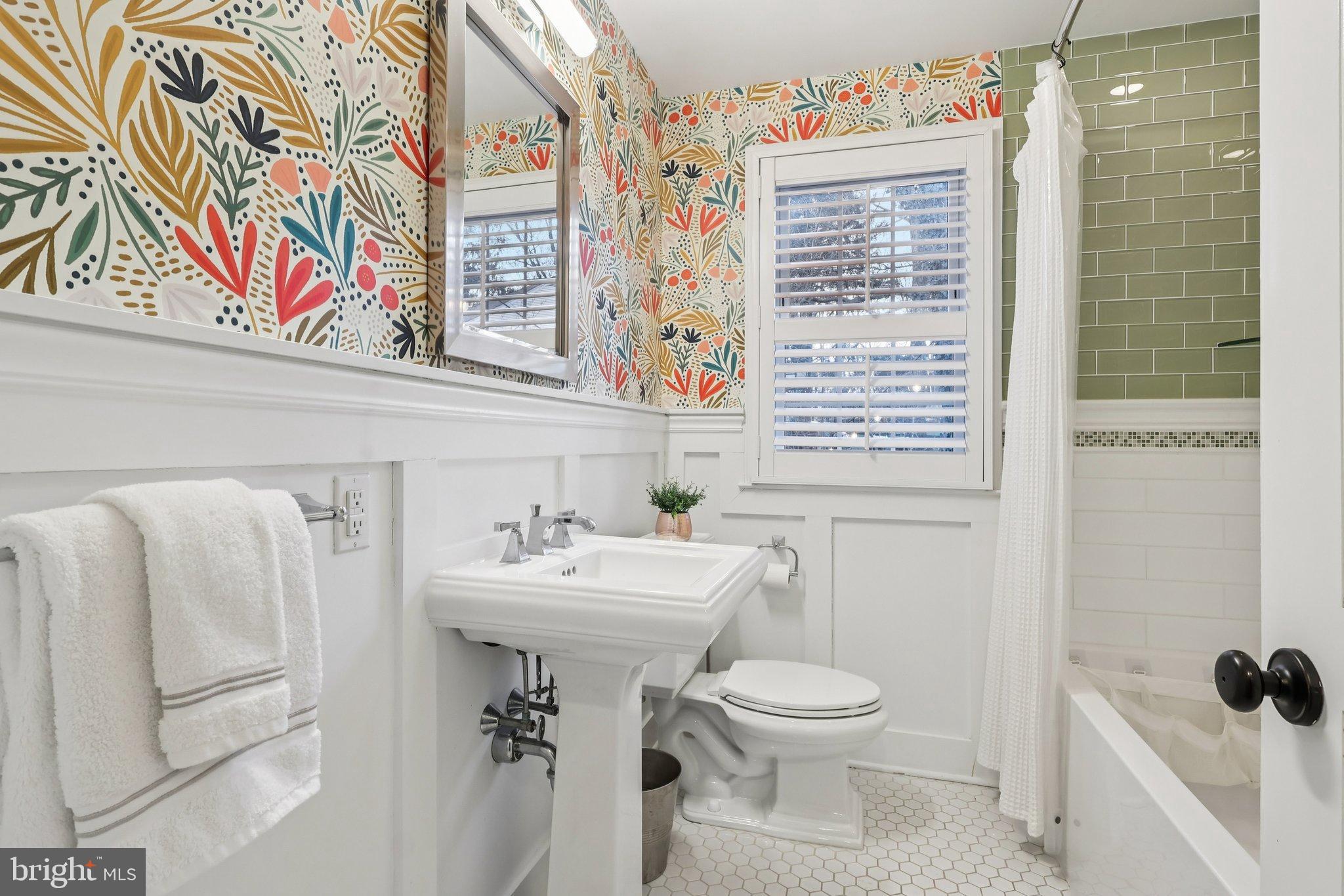 284 Croton Road Wayne, PA 19087 - Photo 28 of 48 Full Bath