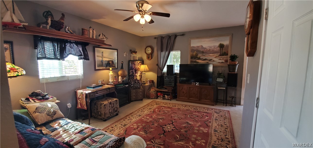 564 Bacobi Road Golden Valley, AZ 86413 - Photo 9 of 50 a living room with furniture