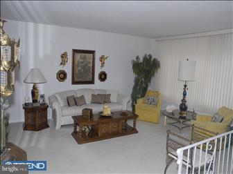 604 Coles Mill Road Haddonfield, NJ 08033 - Photo 4 of 12 Living Room
