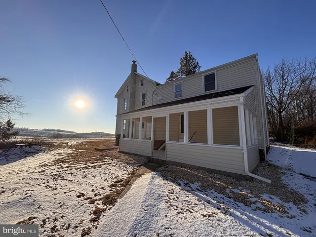 $299,900 | 2689 Strickhouser Road, Seven Valleys, PA 17360