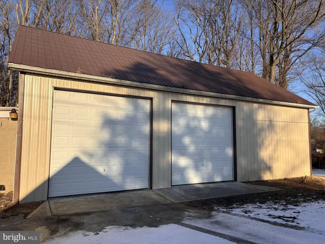 $299,900 | 2689 Strickhouser Road, Seven Valleys, PA 17360