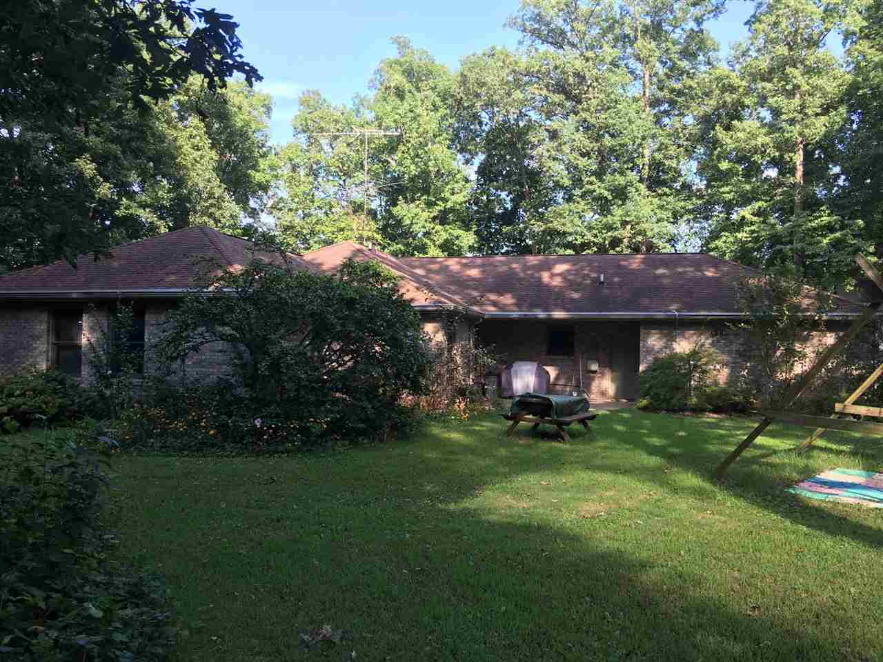 435 Clutter Road Lynnville, IN 47619 - Photo 6 of 26 Gallery Image 6