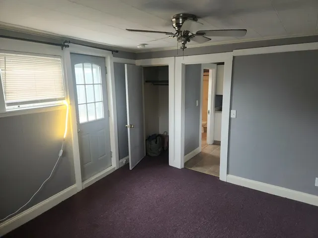 a view of empty room with window