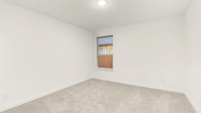 $384,990 | 1317 Rothland Lane, Red Oak, TX 75154