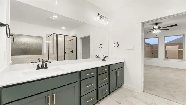 $384,990 | 1317 Rothland Lane, Red Oak, TX 75154