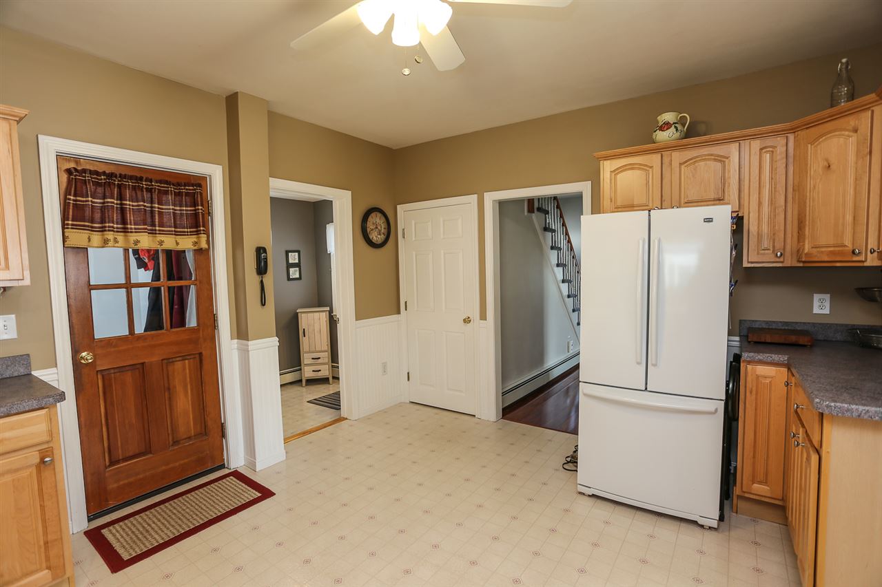 114 Morgan Street Manchester, NH 03102 - Photo 16 of 30