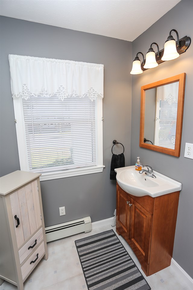 114 Morgan Street Manchester, NH 03102 - Photo 18 of 30