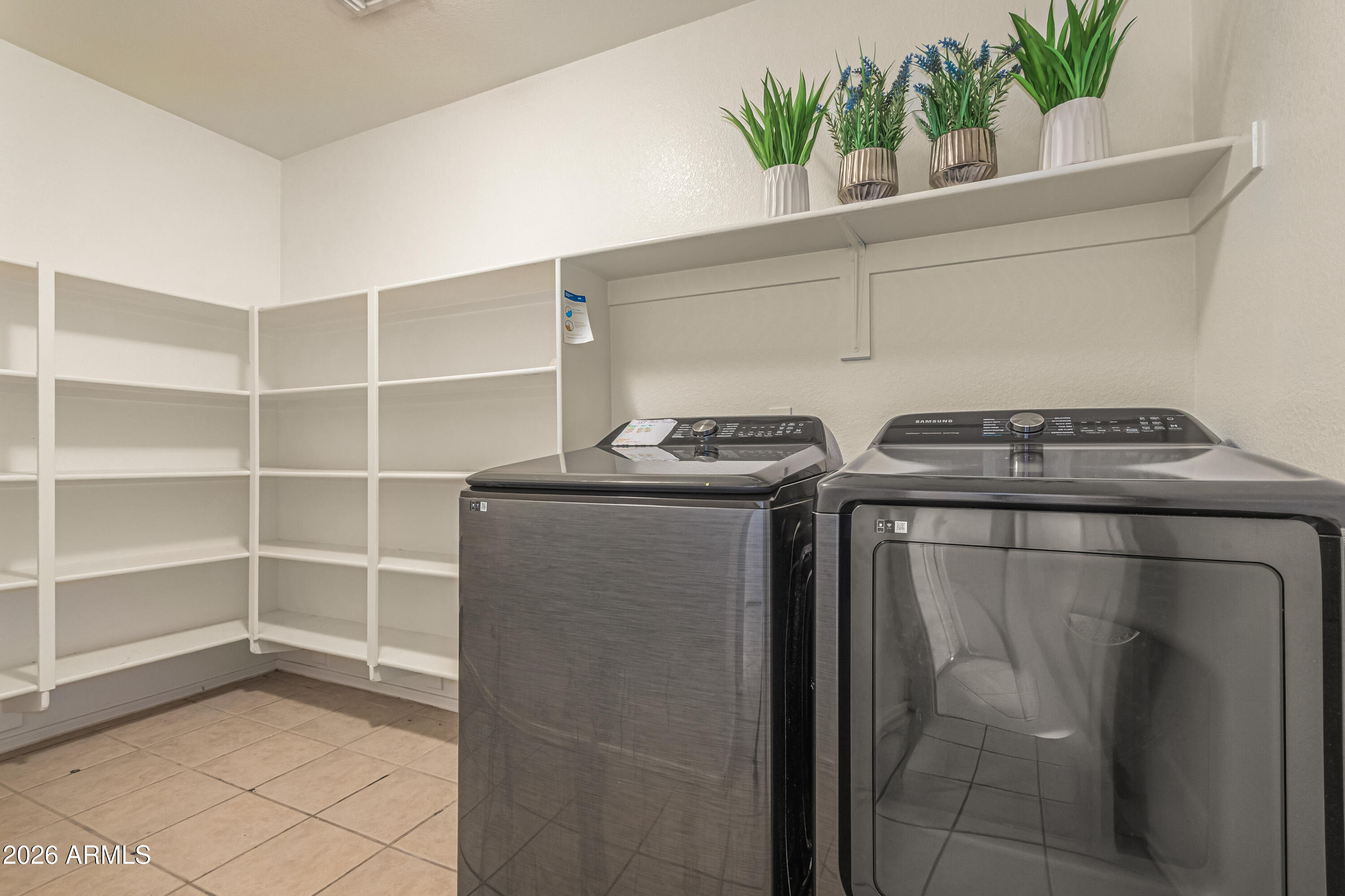 3553 East Trigger Way Gilbert, AZ 85297 - Photo 26 of 28 27