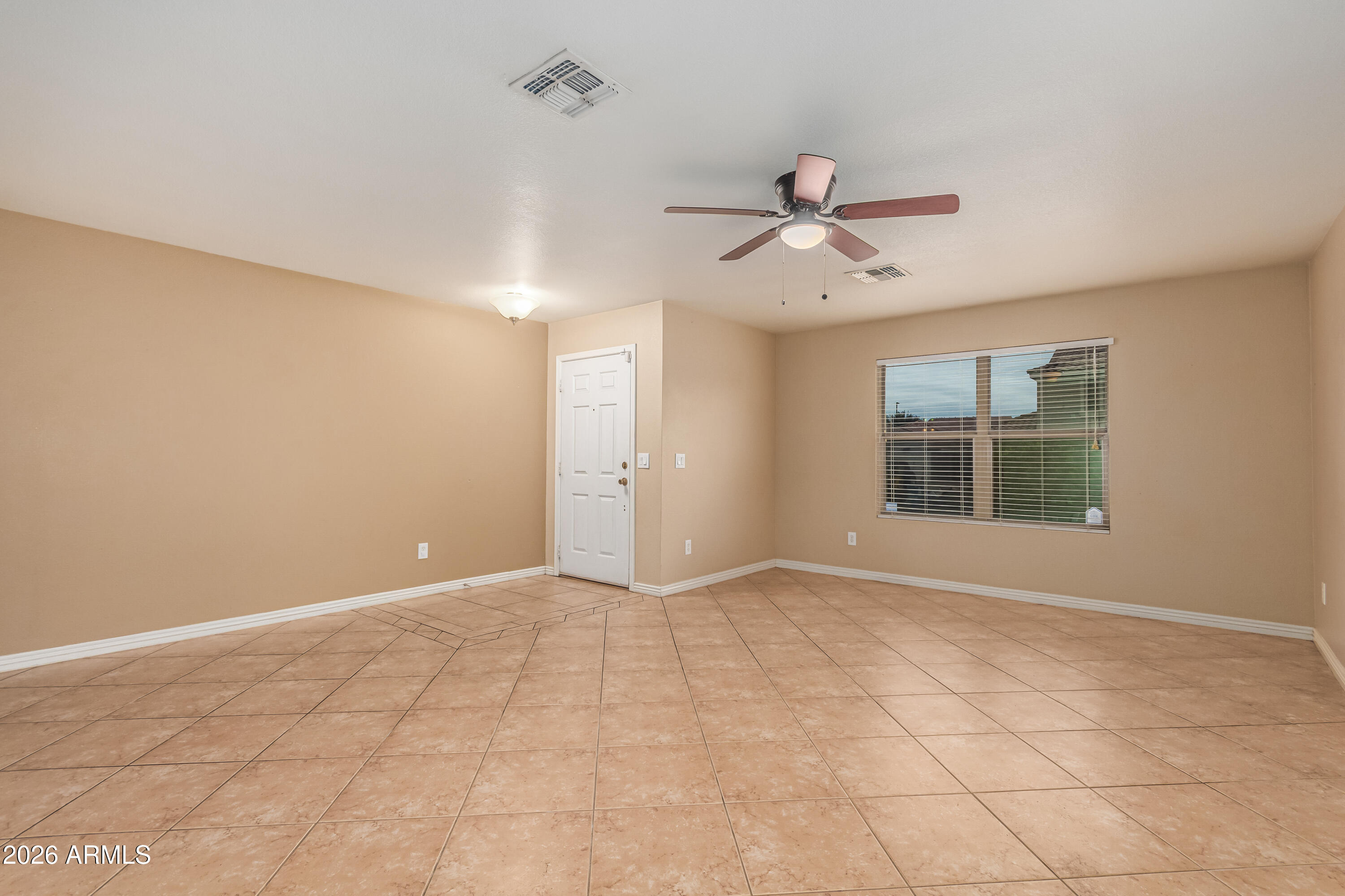 3553 East Trigger Way Gilbert, AZ 85297 - Photo 5 of 28 6