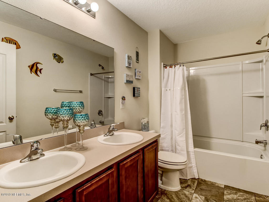 45141 Dutton Way Callahan, FL 32011 - Photo 17 of 26 45141 Dutton Way Callahan FL-031-43-Bath