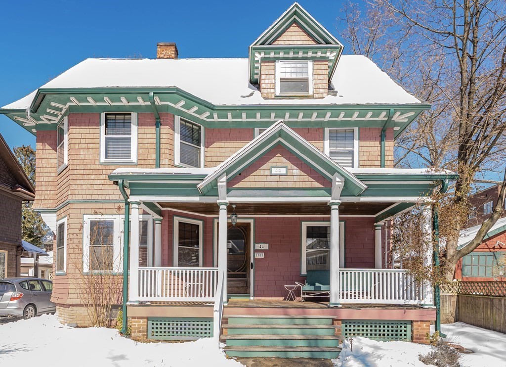 44 Westernview Street Springfield, MA 01108 - Photo 1 of 40