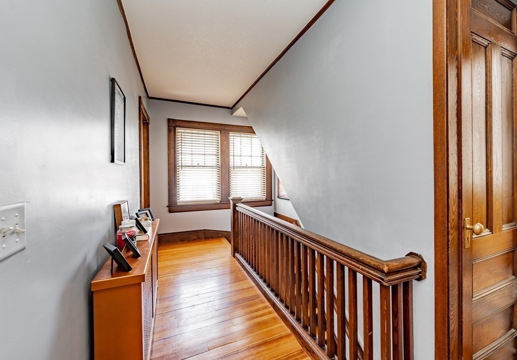 44 Westernview Street Springfield, MA 01108 - Photo 22 of 40