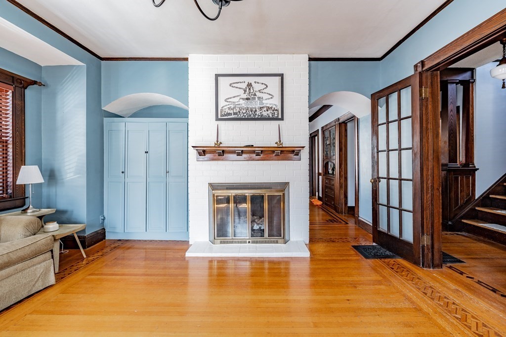 44 Westernview Street Springfield, MA 01108 - Photo 6 of 40