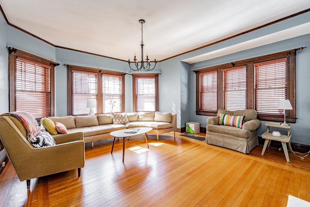 44 Westernview Street Springfield, MA 01108 - Photo 8 of 40
