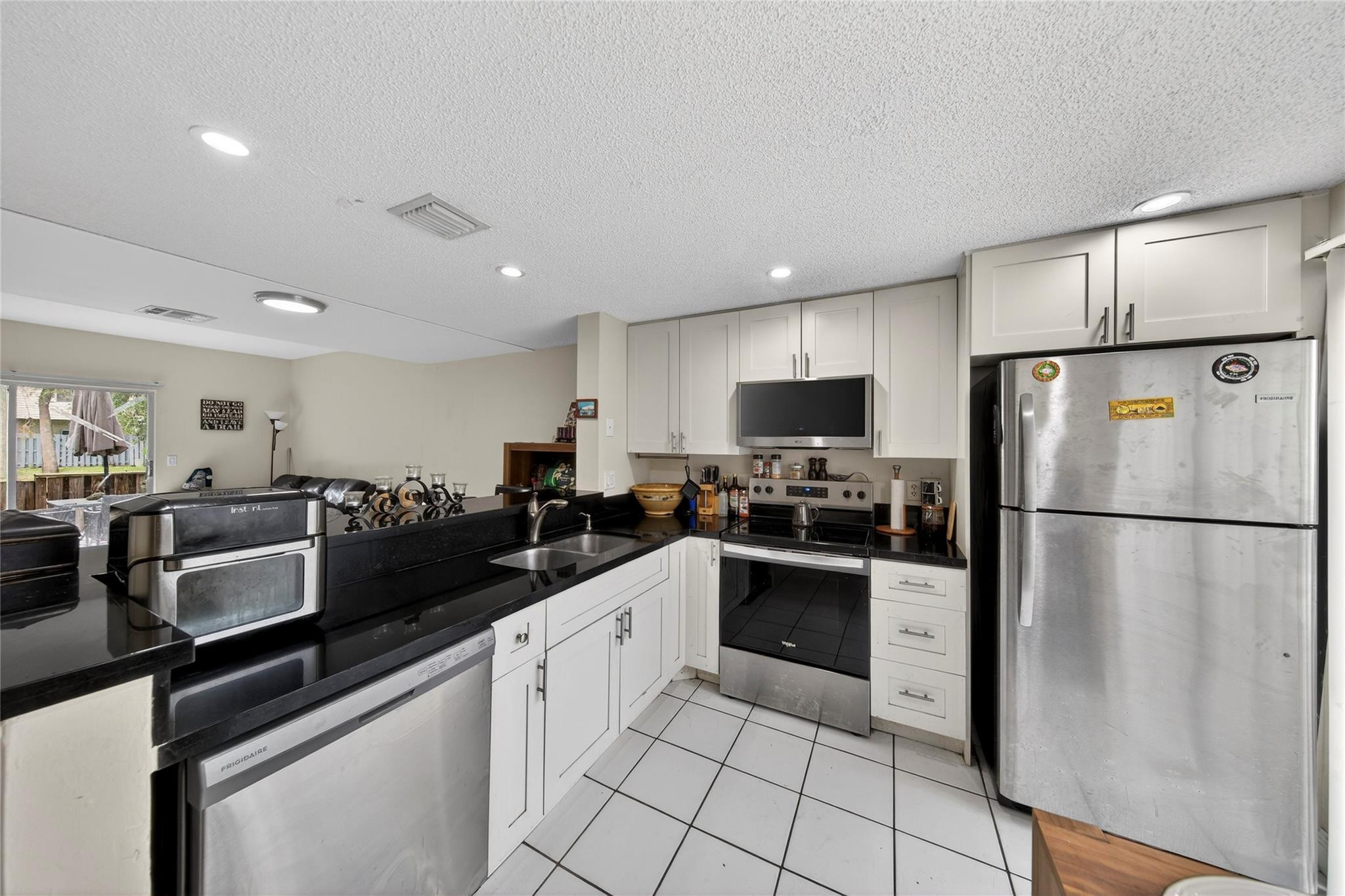 127 Southwest 3rd Street, Unit 127 Pompano Beach, FL 33060 - Photo 14 of 34 Photo 14