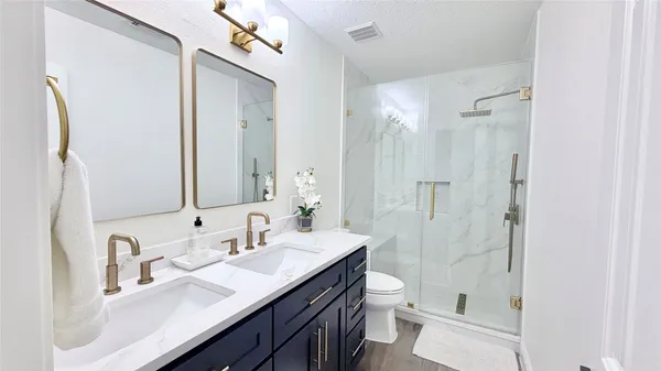 $3,600 | 2708 Sunnycreek Lane, Pearland, TX 77584