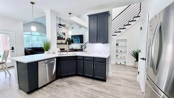 $3,600 | 2708 Sunnycreek Lane, Pearland, TX 77584