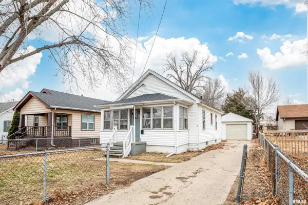$100,000 | 911 East Moneta Avenue, Peoria Heights, IL 61616