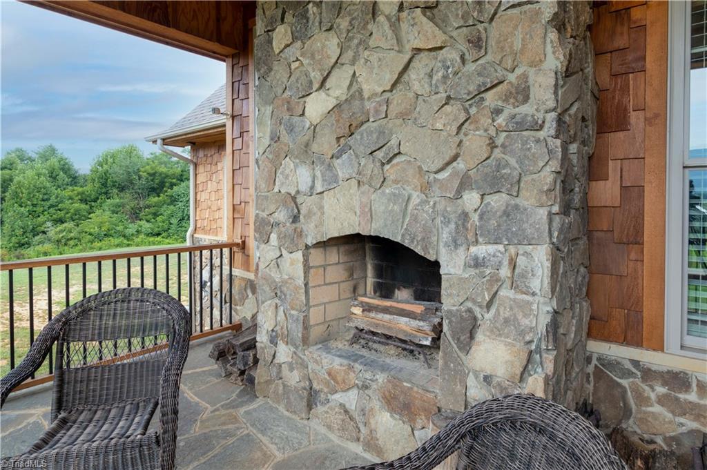 285 Whitaker Road Pinnacle, NC 27043 - Photo 14 of 49