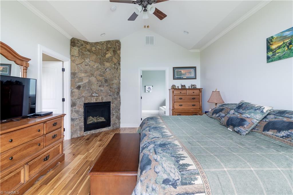285 Whitaker Road Pinnacle, NC 27043 - Photo 18 of 49