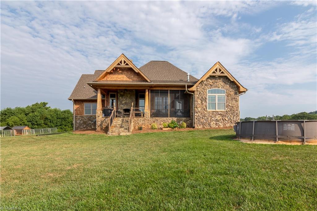 285 Whitaker Road Pinnacle, NC 27043 - Photo 4 of 49