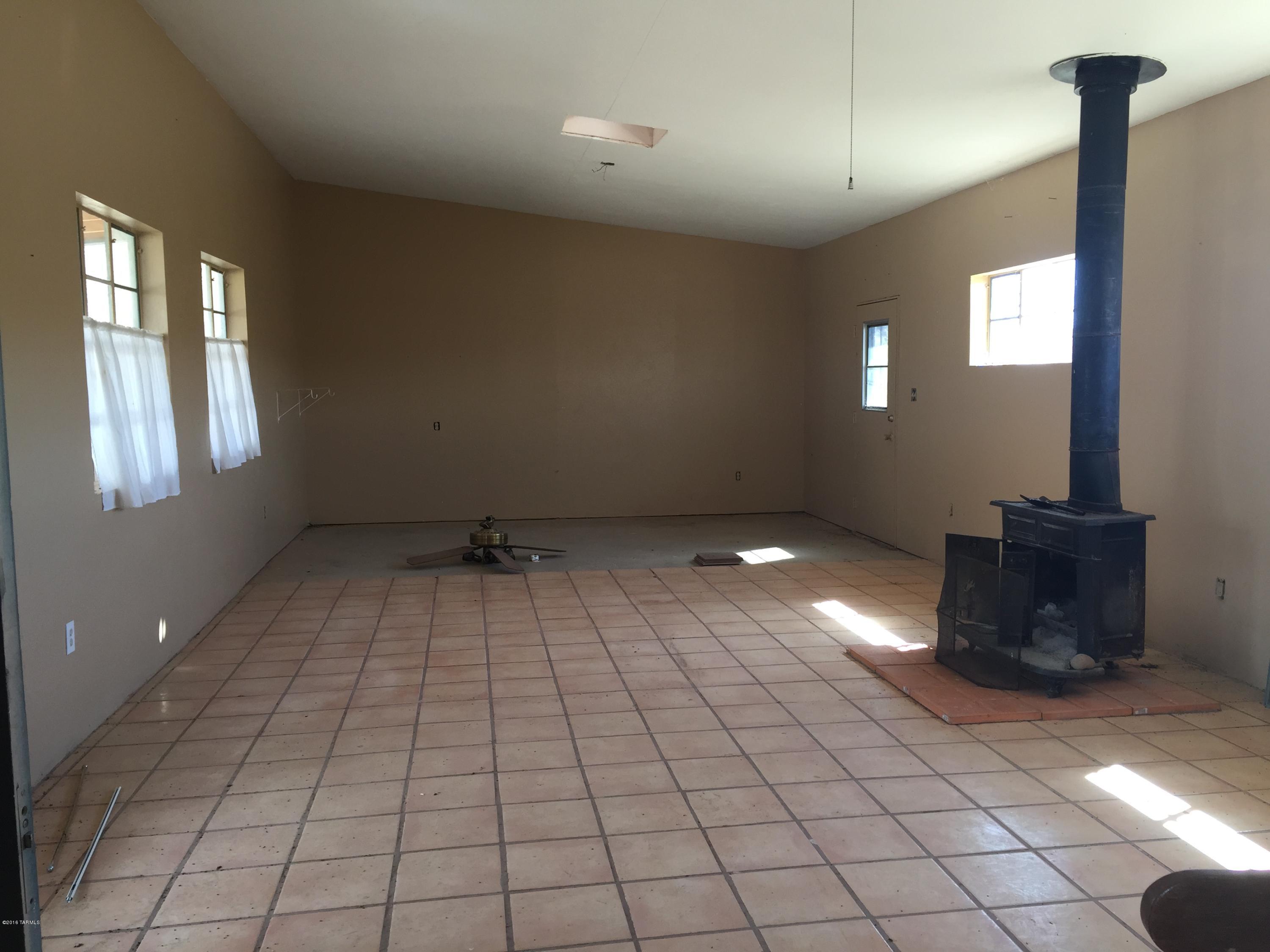 19151 East Marsh Station Road, Unit 1 Vail, AZ 85641 - Photo 8 of 10