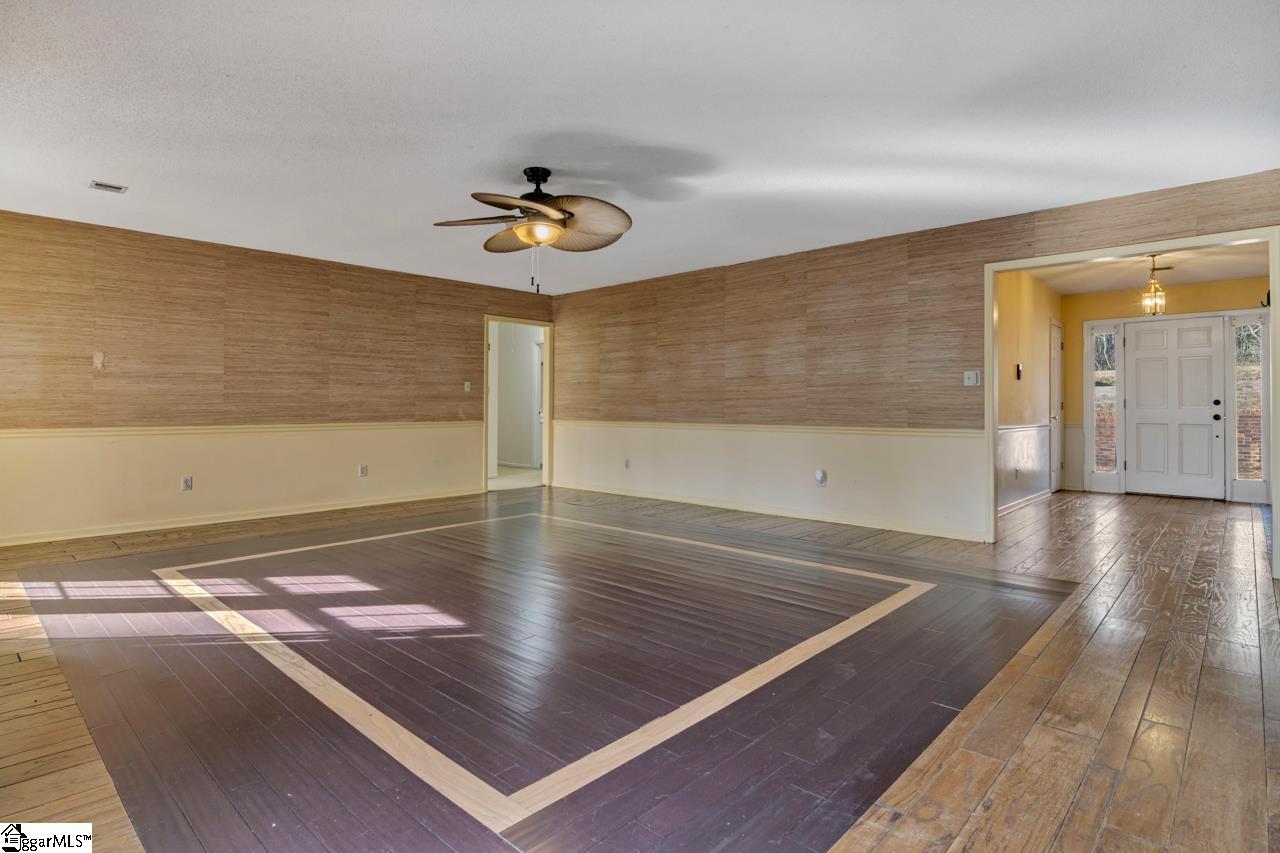 1180 Meadowbrook Road Spartanburg, SC 29307 - Photo 9 of 23 Gallery Image 9