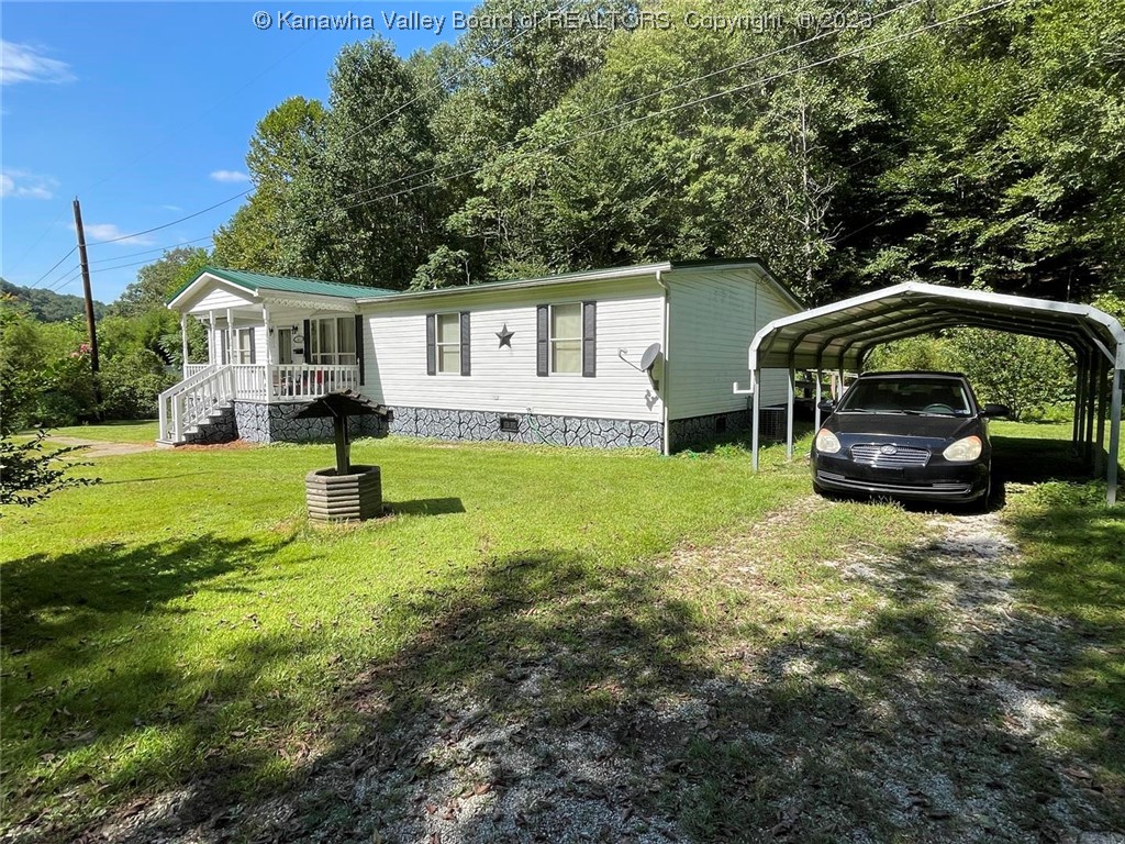 27 Triplett Road West Hamlin, WV 25571 - Photo 6 of 46 Gallery Image 6