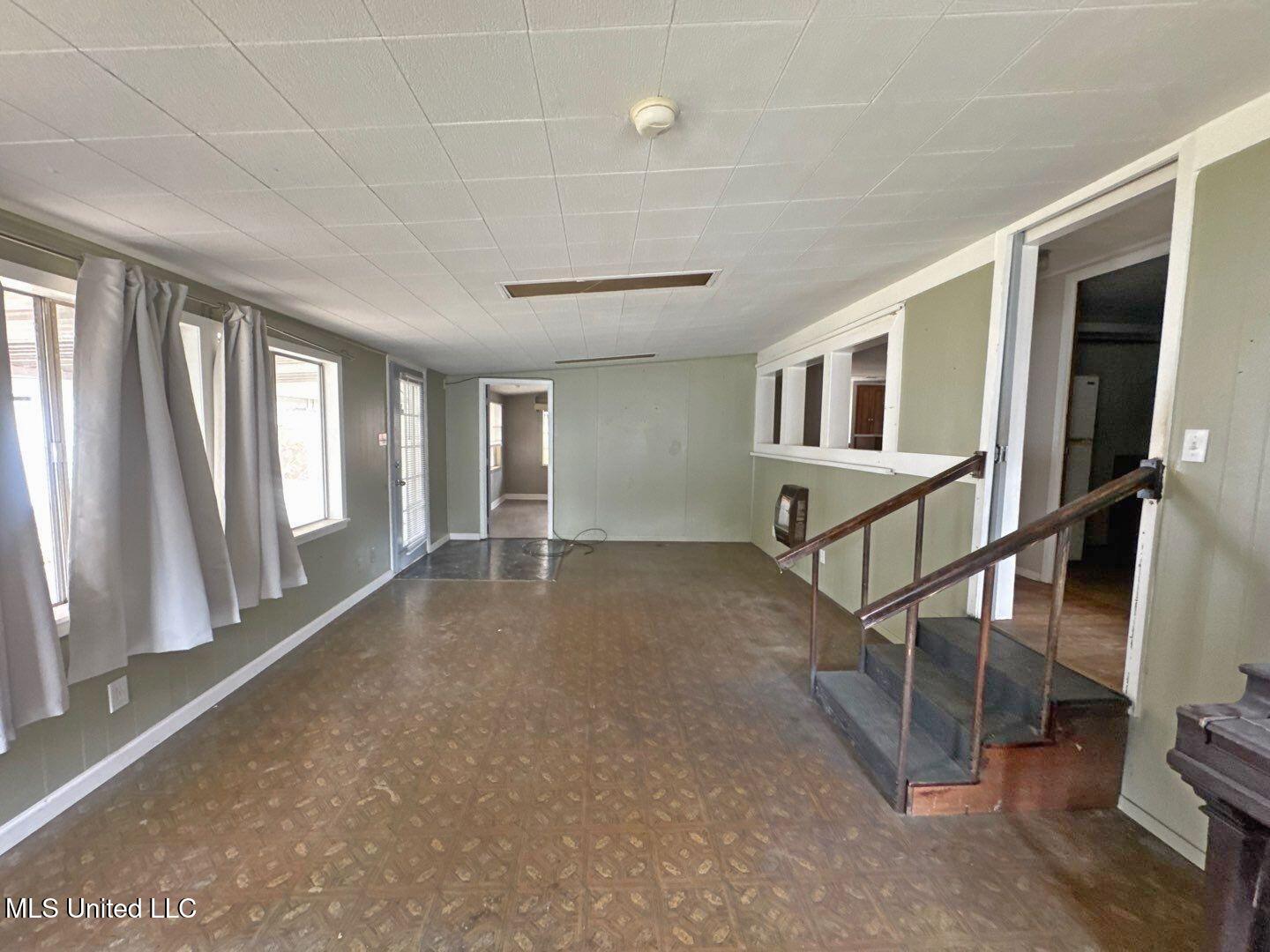 217 Harbor Lane Brandon, MS 39047 - Photo 12 of 35 85-Dec 10 2025 11_52am-XUJz