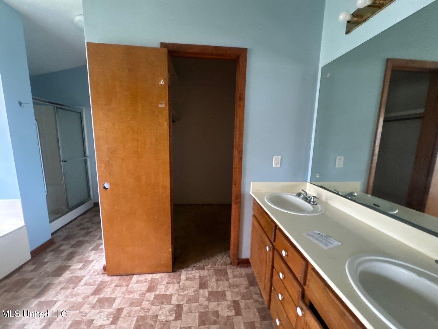 217 Harbor Lane Brandon, MS 39047 - Photo 22 of 35 120-Dec 10 2025 11_55am-E5jQ