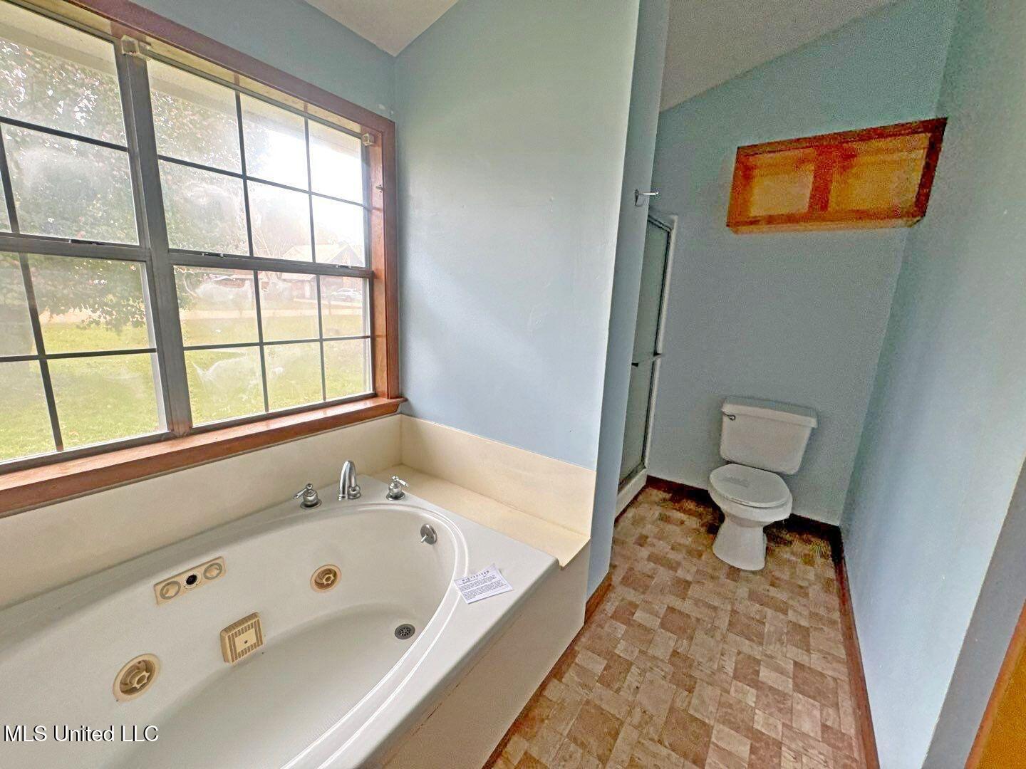 217 Harbor Lane Brandon, MS 39047 - Photo 23 of 35 118-Dec 10 2025 11_55am-WYeP