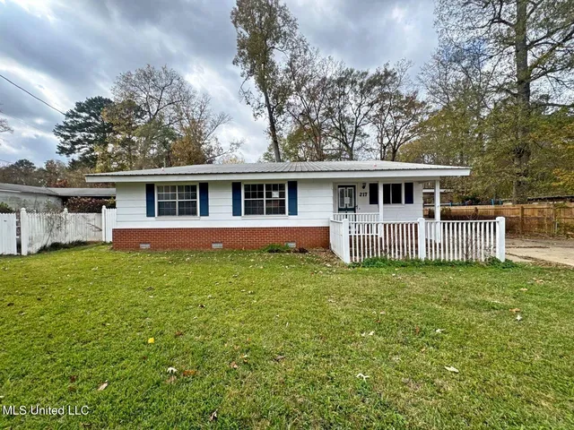 $109,000 | 217 Harbor Lane, Brandon, MS 39047