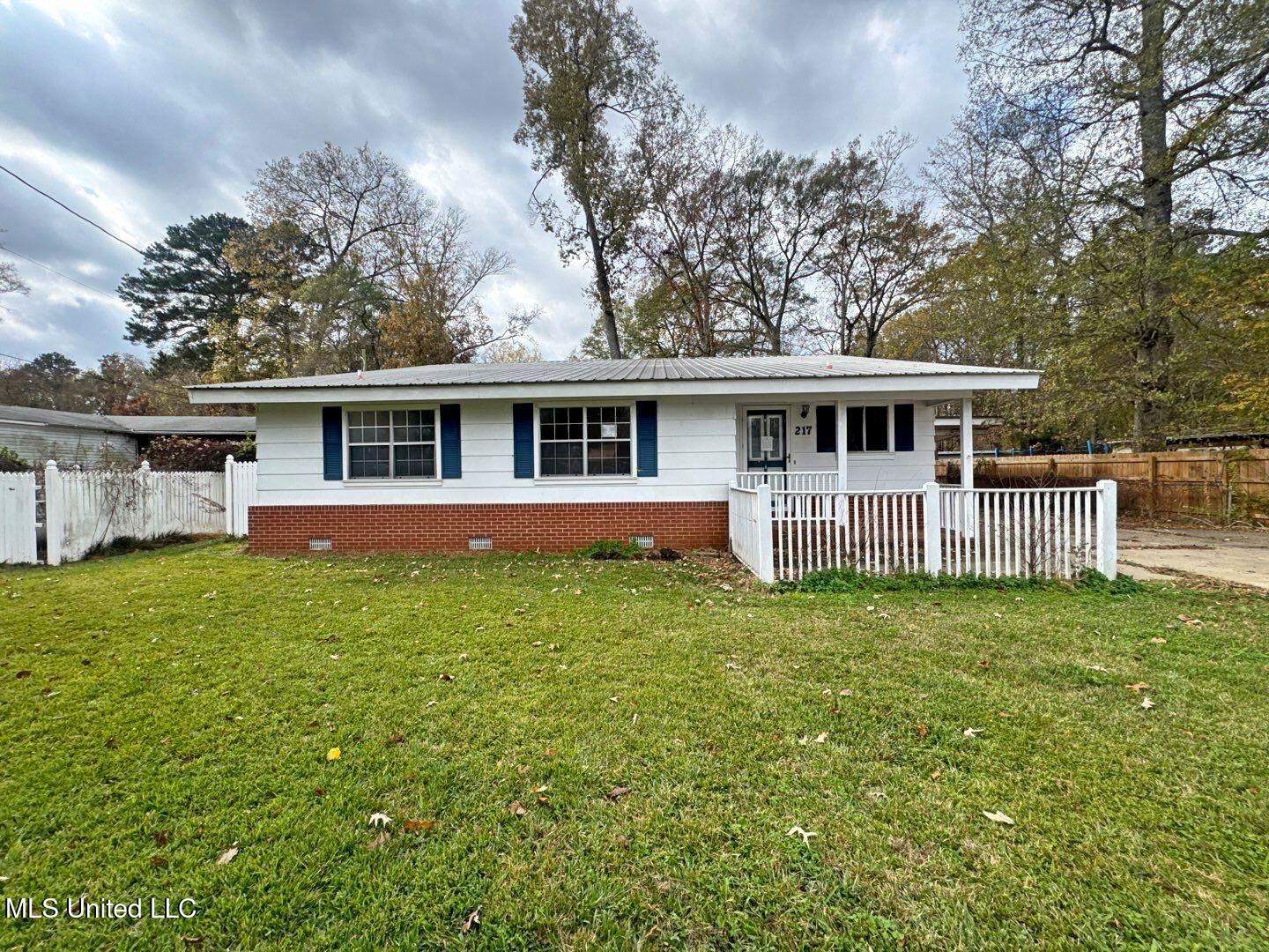 217 Harbor Lane Brandon, MS 39047 - Photo 31 of 35 53-Dec 10 2025 11_47am-do9t