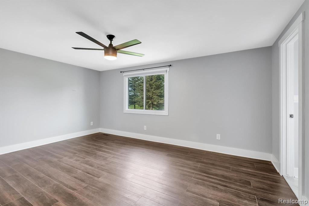 5375 Rochester Road Dryden, MI 48428 - Photo 32 of 82