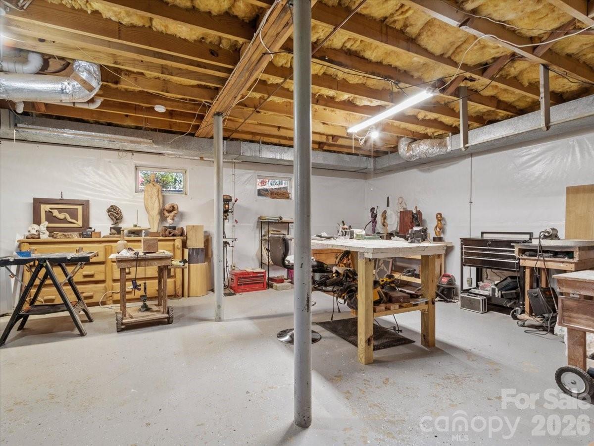 68 Acorn Road Asheville, NC 28804 - Photo 45 of 47 Gallery Image 45