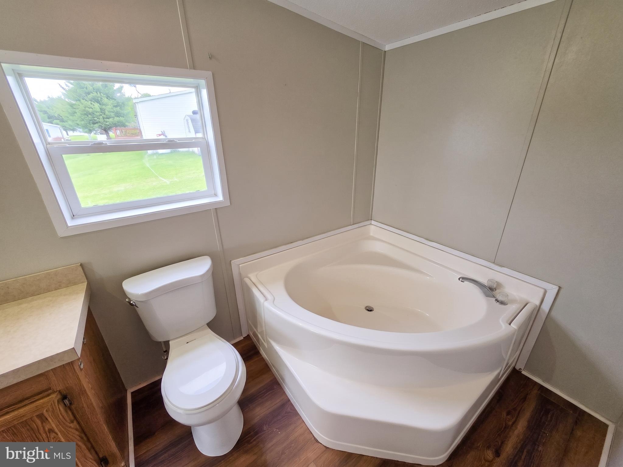 701 Cassel Road, Unit 105 Manchester, PA 17345 - Photo 9 of 24 primary bathroom