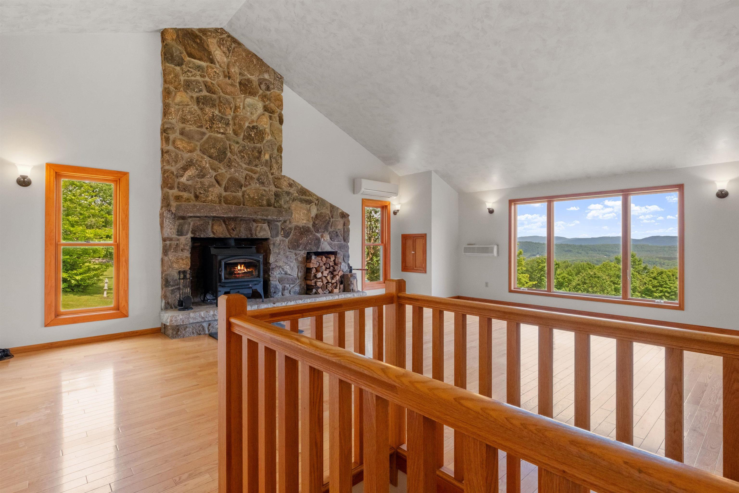 393 Gove Road Acworth, NH 03607 - Photo 3 of 40