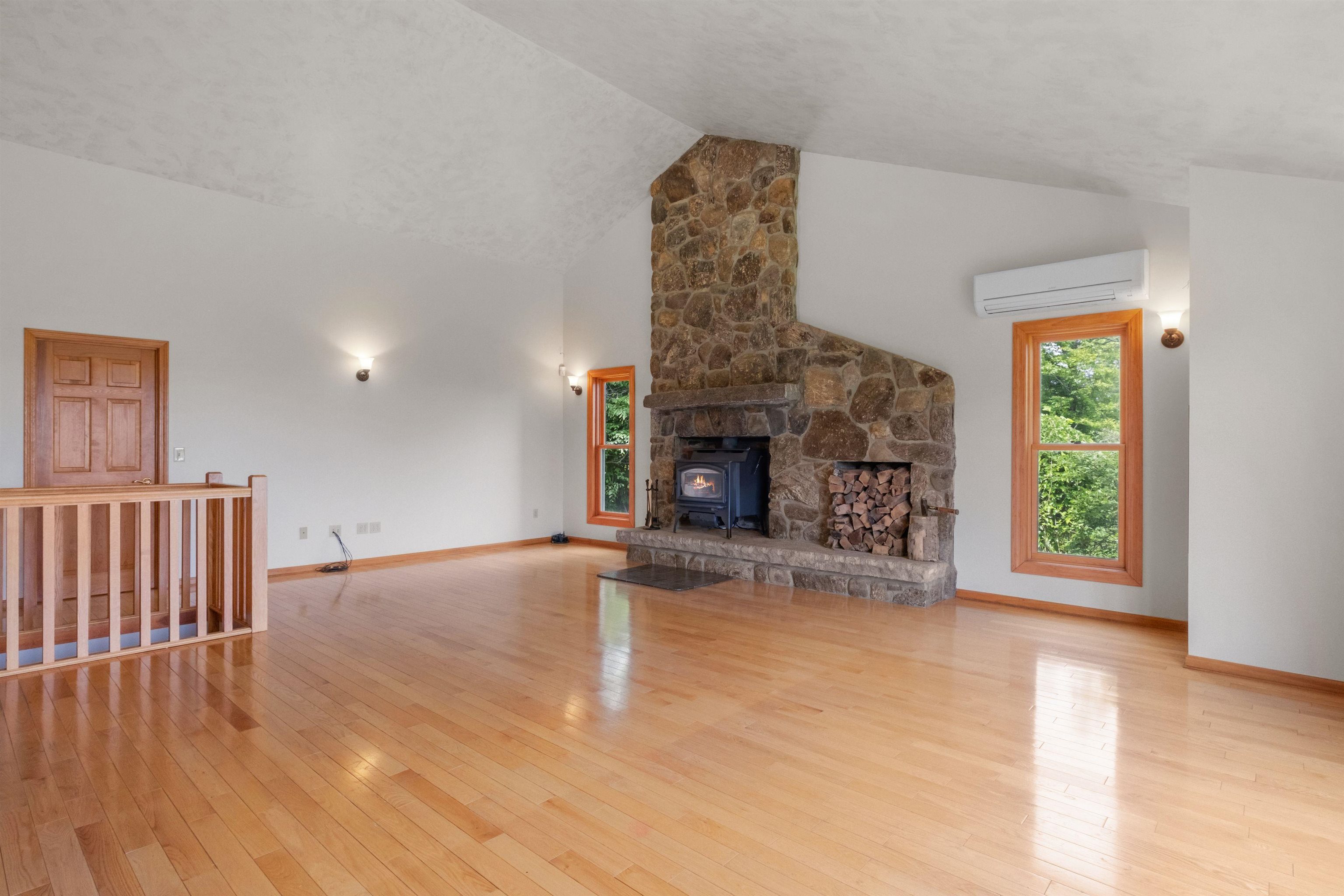 393 Gove Road Acworth, NH 03607 - Photo 6 of 40
