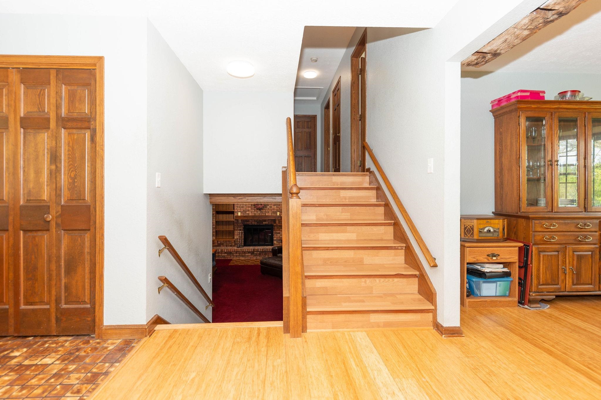 10594 Grover Oaks Road Roscoe, IL 61073 - Photo 7 of 50