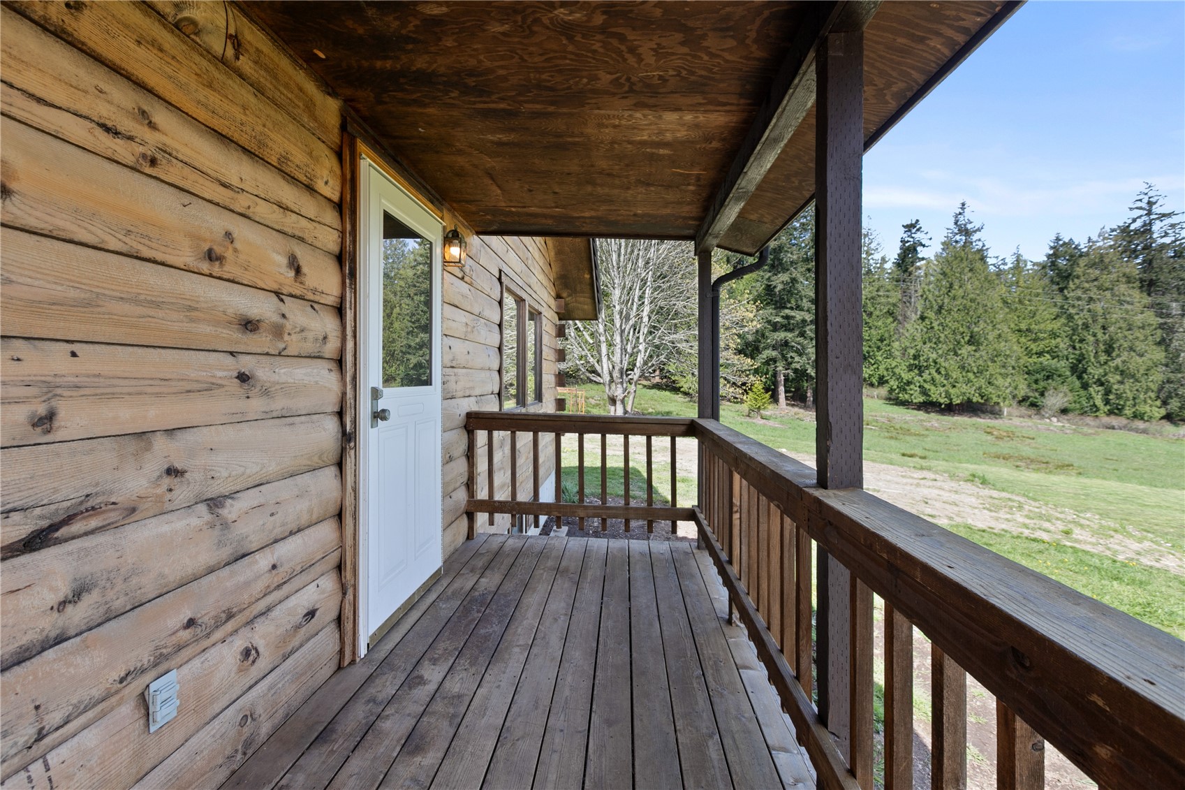 13044 Satterlee Road Anacortes, WA 98221 - Photo 4 of 40 Gallery Image 4