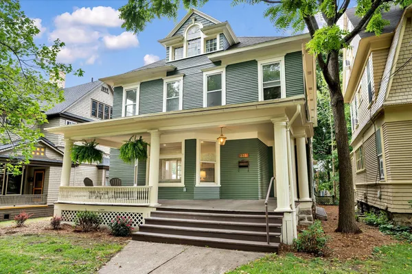 $875,000 | 233 Morris Avenue Southeast, Grand Rapids, MI 49503