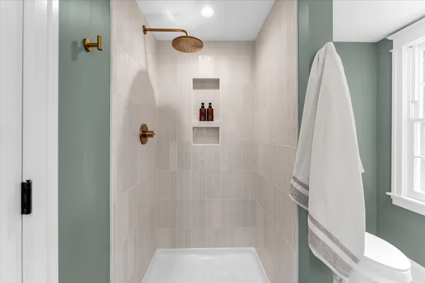 $875,000 | 233 Morris Avenue Southeast, Grand Rapids, MI 49503