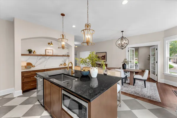 $875,000 | 233 Morris Avenue Southeast, Grand Rapids, MI 49503