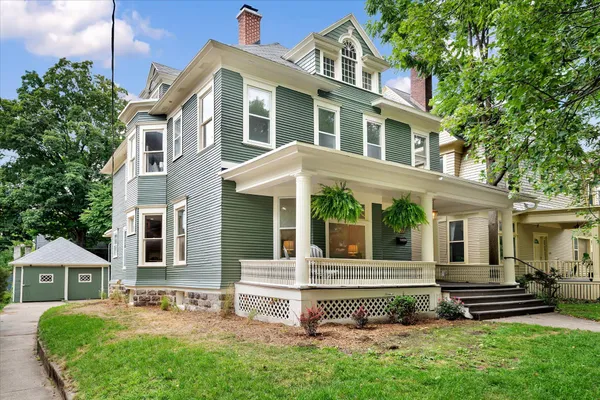 $875,000 | 233 Morris Avenue Southeast, Grand Rapids, MI 49503