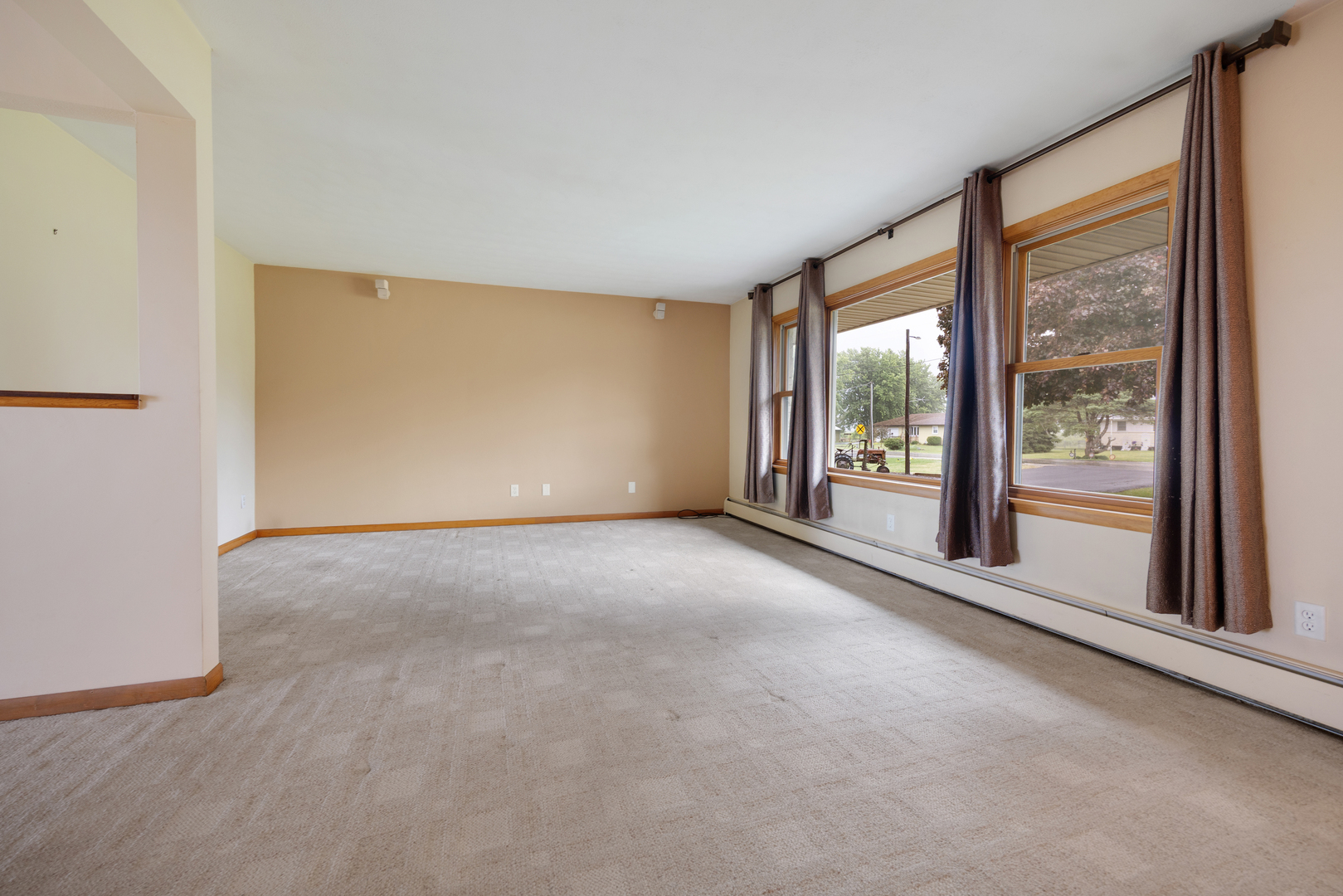 32123 New Lebanon Road Hampshire, IL 60140 - Photo 4 of 33
