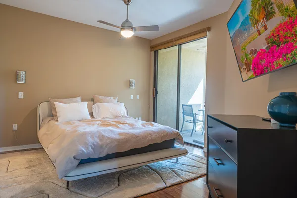 $495,000 | 870 East Palm Canyon Drive, Unit 202, Palm Springs, CA 92264