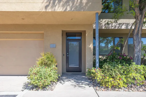 $495,000 | 870 East Palm Canyon Drive, Unit 202, Palm Springs, CA 92264