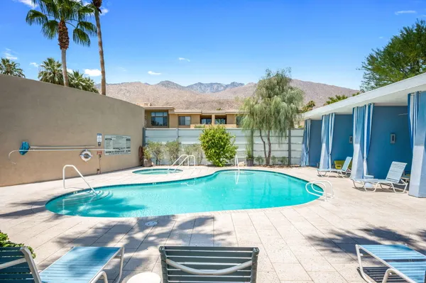 $495,000 | 870 East Palm Canyon Drive, Unit 202, Palm Springs, CA 92264